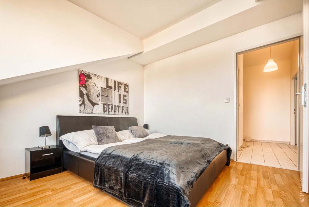 King Bed Home, 3 Bed Rooms Ideal For Big Groups Wien Exterior foto